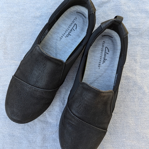 Clarks Cloudsteppers Size 7.5M - Picture 3 of 4